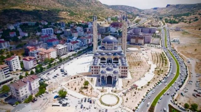 Hacı Süleyman Köybaşı Nevşehir Külliye Camii ilk Cuma Namazı ile Açıldı